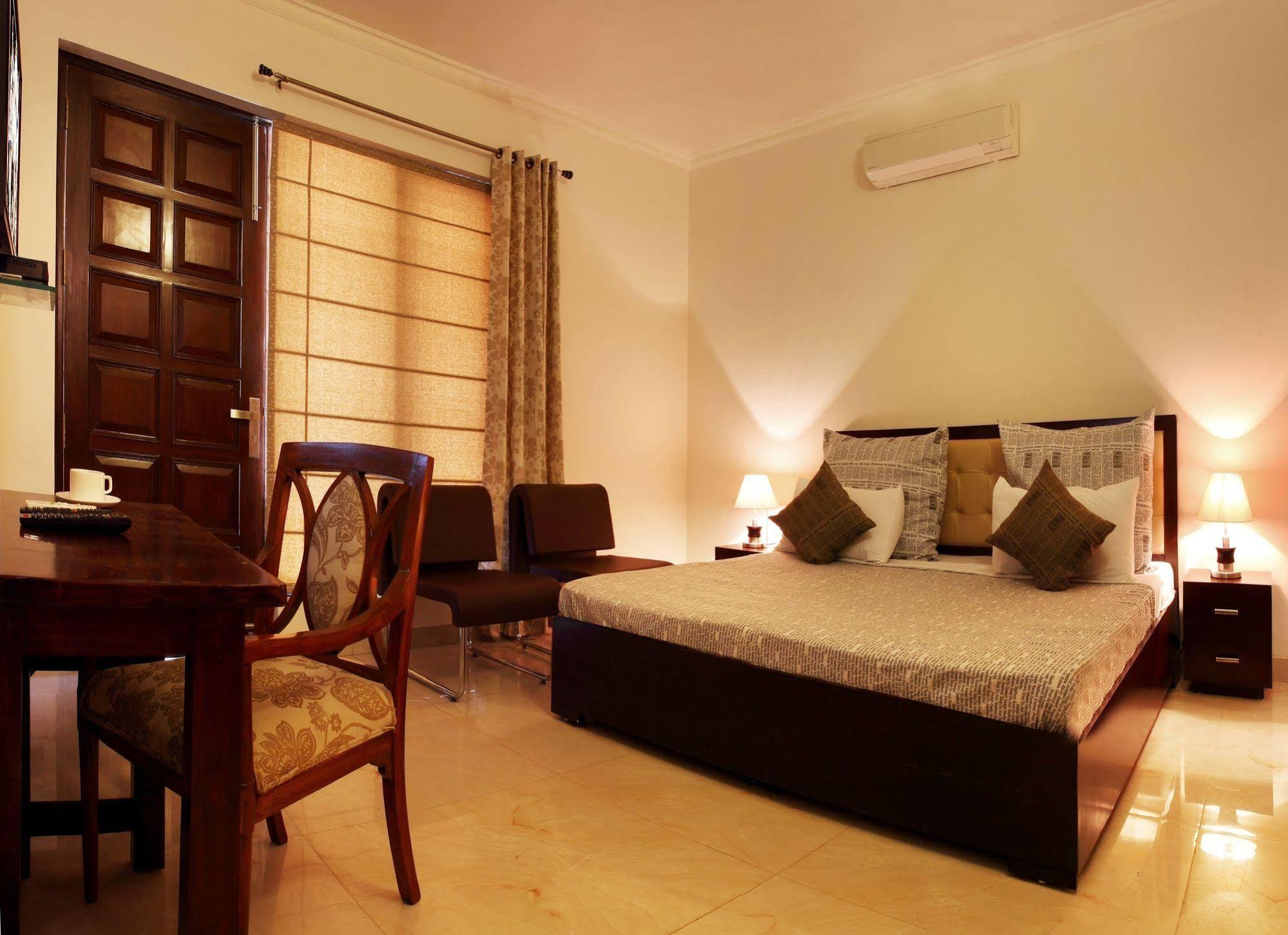 Perch Arbor Suites Gurgaon Buitenkant foto